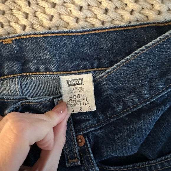 Vintage 505 Levi Jeans - Picture 3 of 9